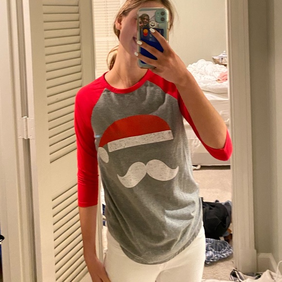 santa tee - Picture 2 of 2